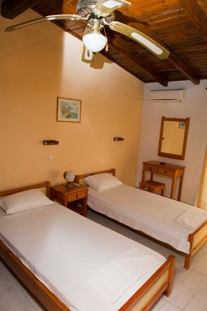 Dina'S Rooms Mesongi Room photo